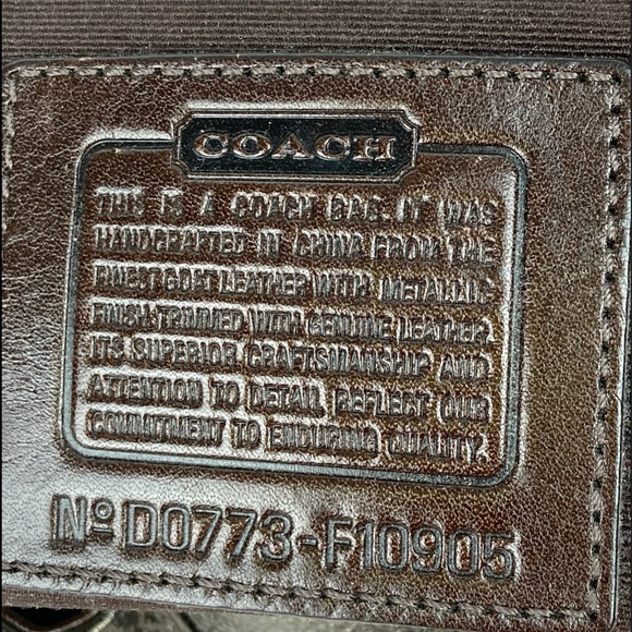 COACH Metallic Pebbled Leather Chelsea Shoulder Bag  #F10905 - Picture 7 of 7
